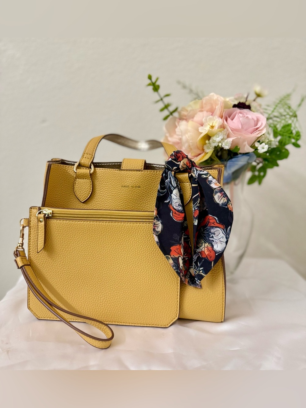 Like New - Anne Klein “Perfect Tote” and Wristlet Set